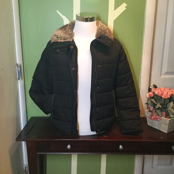 Old Navy Black Puffer Faux Fur Collar Trim Jacket - Picture 6 of 8
